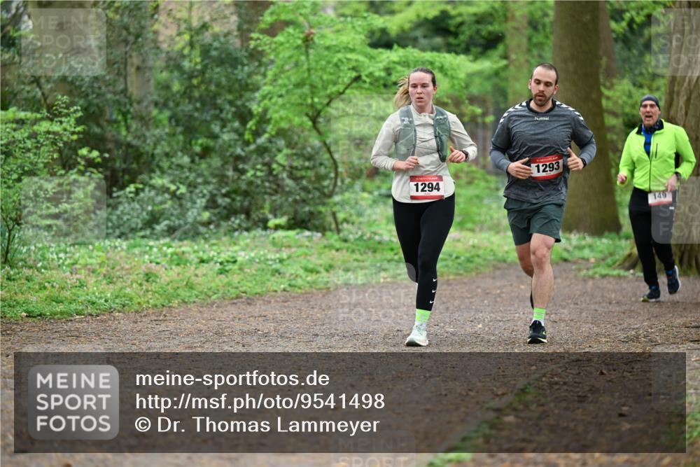19.04.2026 - Hammer Lauf Dr. Thomas Lammeyer http://msf.ph/oto/9541498 19.04.2026 10:46:41 Laufen 1294, 1293, 149 meine-sportfotos.de
