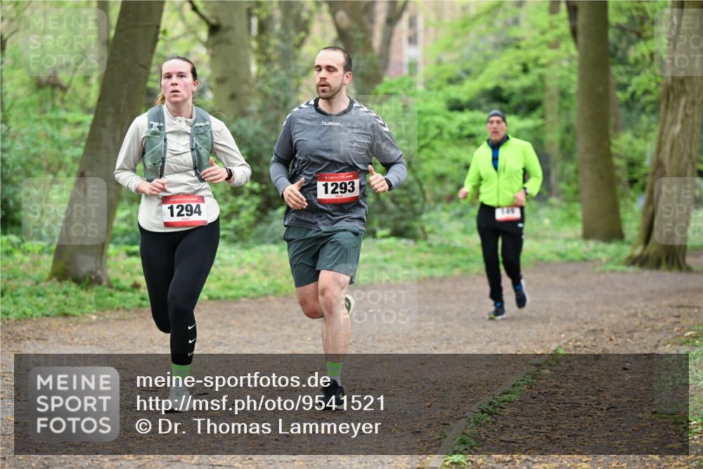 19.04.2026 - Hammer Lauf Dr. Thomas Lammeyer http://msf.ph/oto/9541521 19.04.2026 10:46:44 Laufen 1294, 1293 meine-sportfotos.de