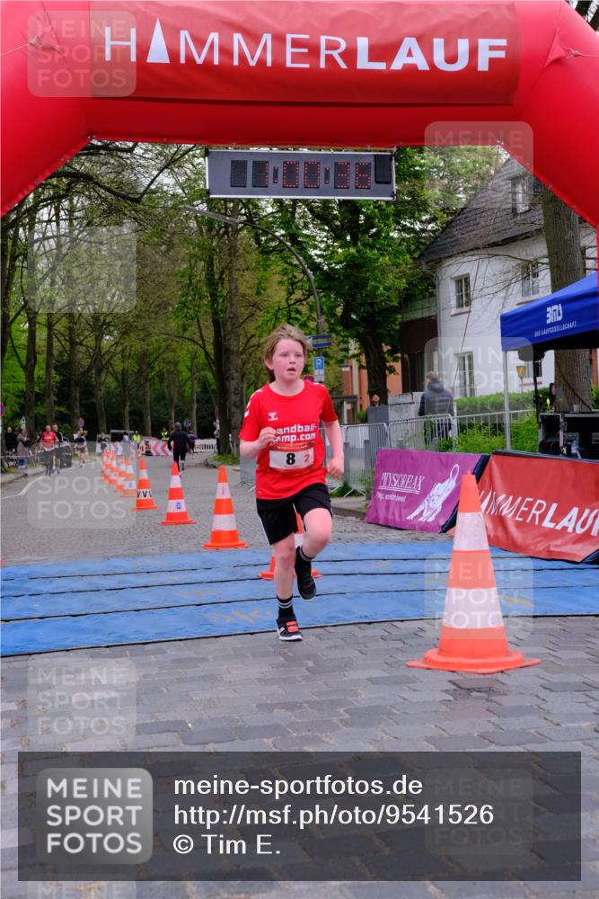 19.04.2026 - Hammer Lauf Tim E. http://msf.ph/oto/9541526 19.04.2026 12:00:44 Ziel 8, 331, 333 meine-sportfotos.de