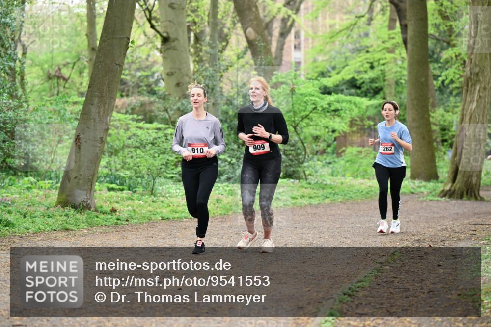 19.04.2026 - Hammer Lauf Dr. Thomas Lammeyer http://msf.ph/oto/9541553 19.04.2026 10:47:06 Laufen 910, 909, 1262 meine-sportfotos.de