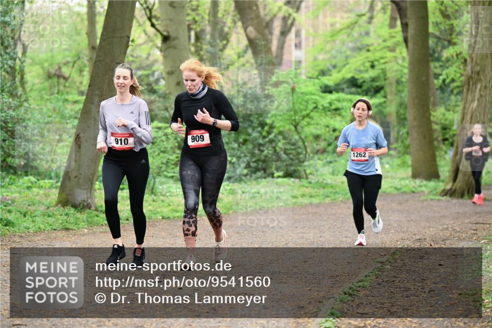 19.04.2026 - Hammer Lauf Dr. Thomas Lammeyer http://msf.ph/oto/9541560 19.04.2026 10:47:07 Laufen 910, 909, 1262, 122 meine-sportfotos.de