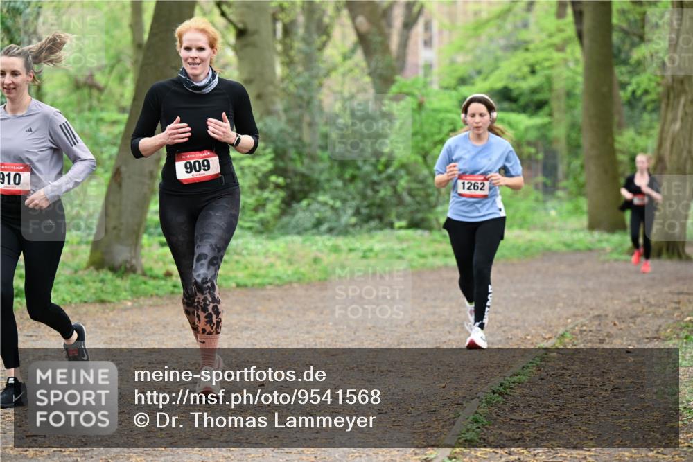 19.04.2026 - Hammer Lauf Dr. Thomas Lammeyer http://msf.ph/oto/9541568 19.04.2026 10:47:08 Laufen 910, 909, 1262 meine-sportfotos.de