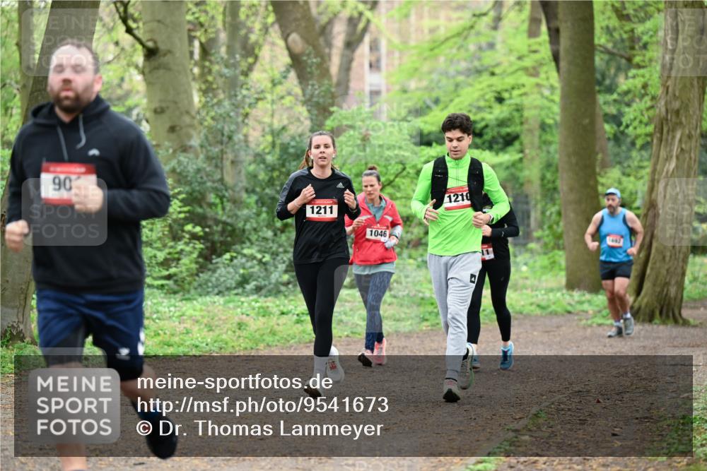 19.04.2026 - Hammer Lauf Dr. Thomas Lammeyer http://msf.ph/oto/9541673 19.04.2026 10:47:44 Laufen 1211, 1046, 1210 meine-sportfotos.de