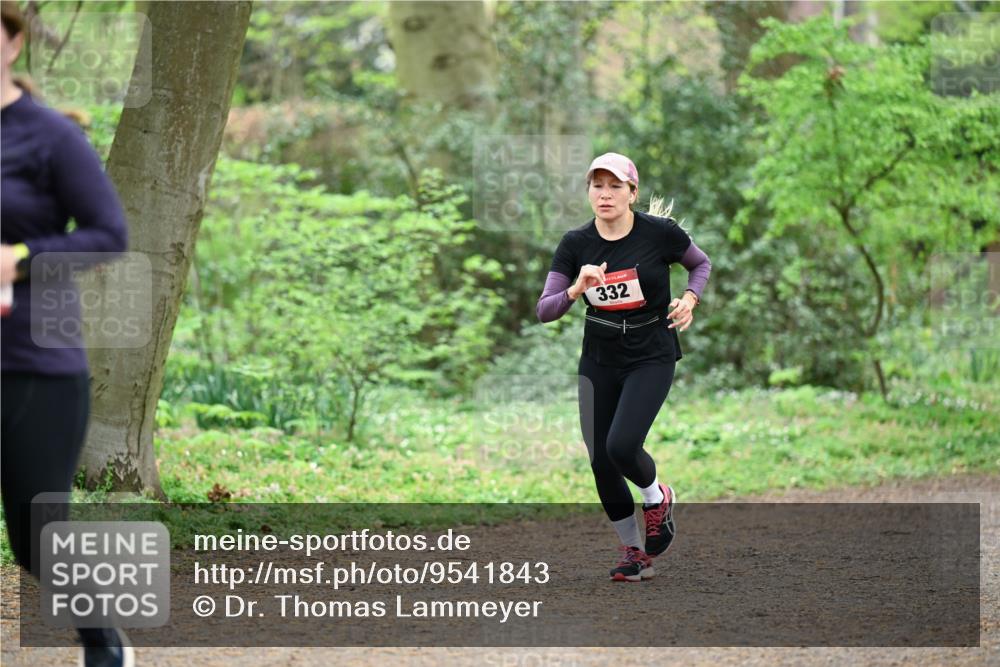 19.04.2026 - Hammer Lauf Dr. Thomas Lammeyer http://msf.ph/oto/9541843 19.04.2026 10:48:39 Laufen 332 meine-sportfotos.de