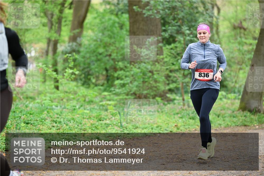 19.04.2026 - Hammer Lauf Dr. Thomas Lammeyer http://msf.ph/oto/9541924 19.04.2026 10:49:20 Laufen 836 meine-sportfotos.de