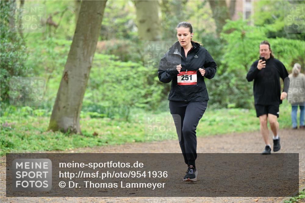 19.04.2026 - Hammer Lauf Dr. Thomas Lammeyer http://msf.ph/oto/9541936 19.04.2026 10:49:22 Laufen 251 meine-sportfotos.de