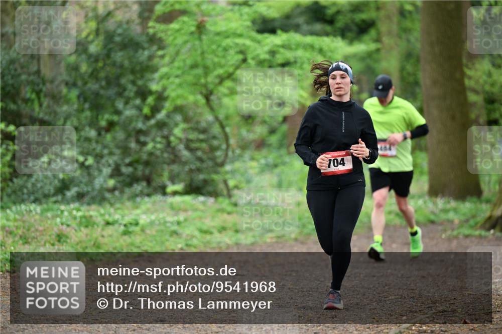 19.04.2026 - Hammer Lauf Dr. Thomas Lammeyer http://msf.ph/oto/9541968 19.04.2026 10:49:35 Laufen 704 meine-sportfotos.de