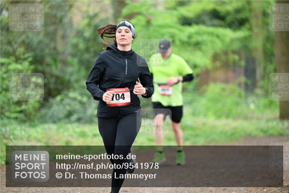 19.04.2026 - Hammer Lauf Dr. Thomas Lammeyer http://msf.ph/oto/9541978 19.04.2026 10:49:37 Laufen 704 meine-sportfotos.de