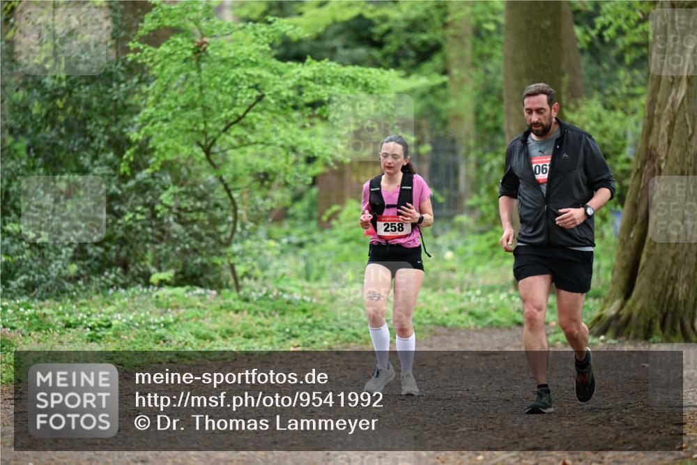 19.04.2026 - Hammer Lauf Dr. Thomas Lammeyer http://msf.ph/oto/9541992 19.04.2026 10:49:52 Laufen 258 meine-sportfotos.de