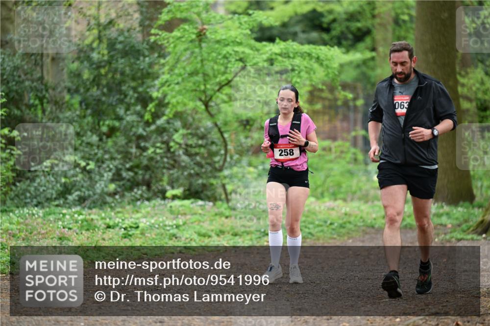 19.04.2026 - Hammer Lauf Dr. Thomas Lammeyer http://msf.ph/oto/9541996 19.04.2026 10:49:53 Laufen 258, 063 meine-sportfotos.de