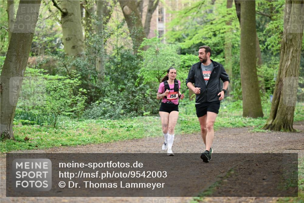 19.04.2026 - Hammer Lauf Dr. Thomas Lammeyer http://msf.ph/oto/9542003 19.04.2026 10:49:54 Laufen 258, 063 meine-sportfotos.de