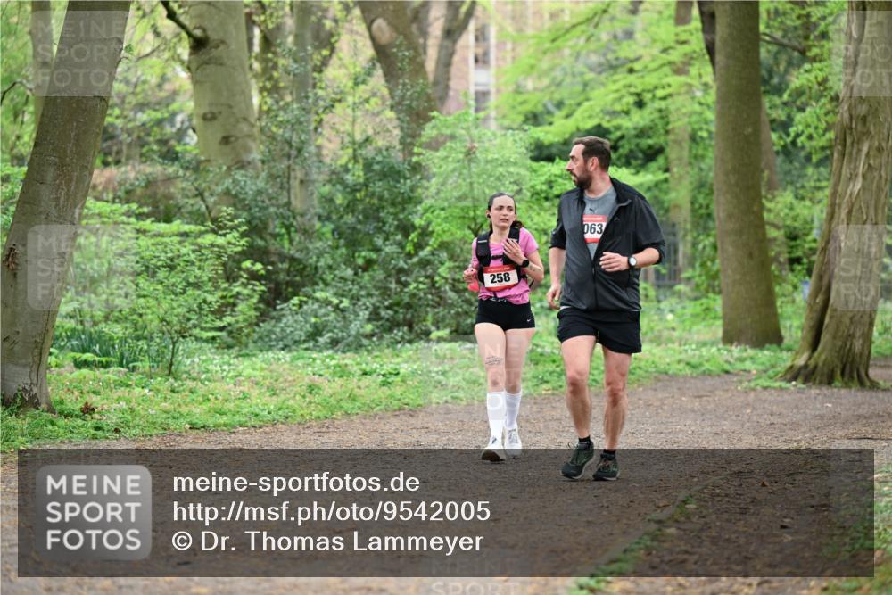19.04.2026 - Hammer Lauf Dr. Thomas Lammeyer http://msf.ph/oto/9542005 19.04.2026 10:49:54 Laufen 258, 063 meine-sportfotos.de