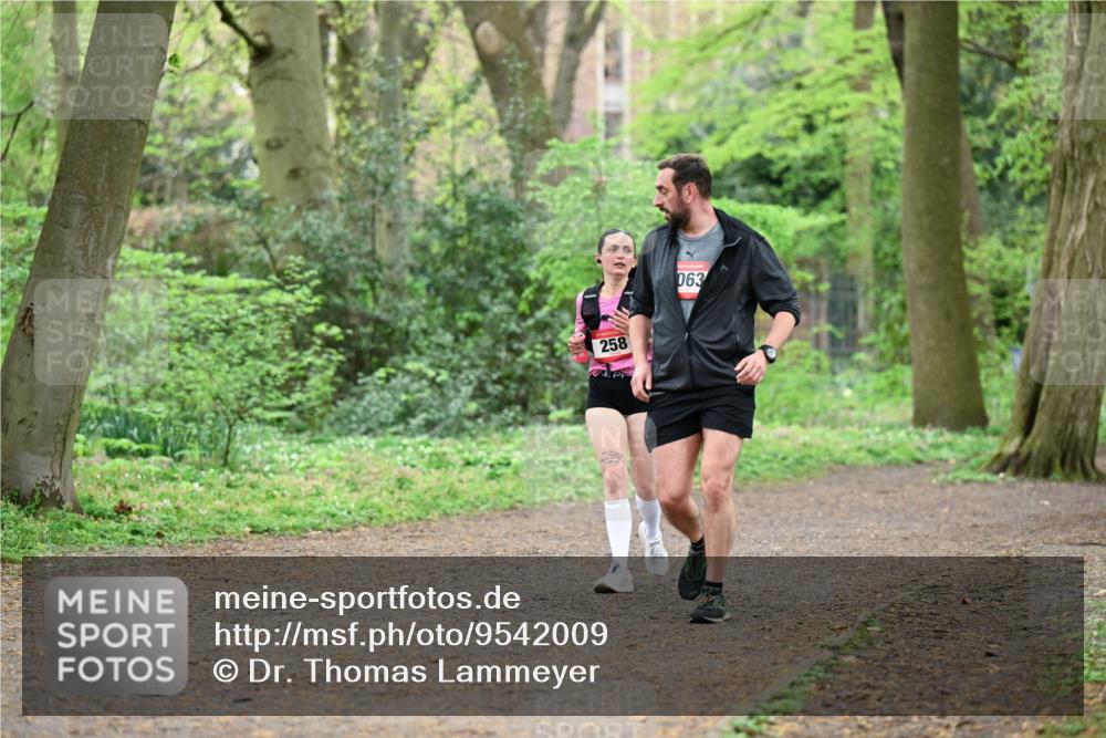 19.04.2026 - Hammer Lauf Dr. Thomas Lammeyer http://msf.ph/oto/9542009 19.04.2026 10:49:55 Laufen 258, 063 meine-sportfotos.de