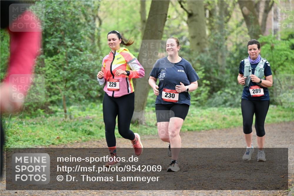 19.04.2026 - Hammer Lauf Dr. Thomas Lammeyer http://msf.ph/oto/9542069 19.04.2026 10:50:13 Laufen 229, 230, 289 meine-sportfotos.de
