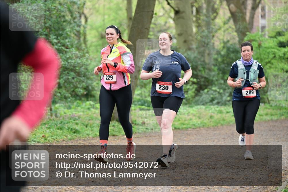 19.04.2026 - Hammer Lauf Dr. Thomas Lammeyer http://msf.ph/oto/9542072 19.04.2026 10:50:12 Laufen 229, 230, 289 meine-sportfotos.de