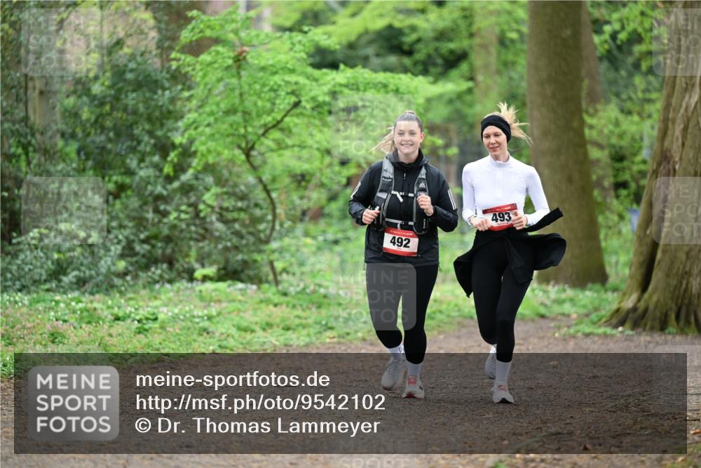 19.04.2026 - Hammer Lauf Dr. Thomas Lammeyer http://msf.ph/oto/9542102 19.04.2026 10:50:33 Laufen 492, 493 meine-sportfotos.de