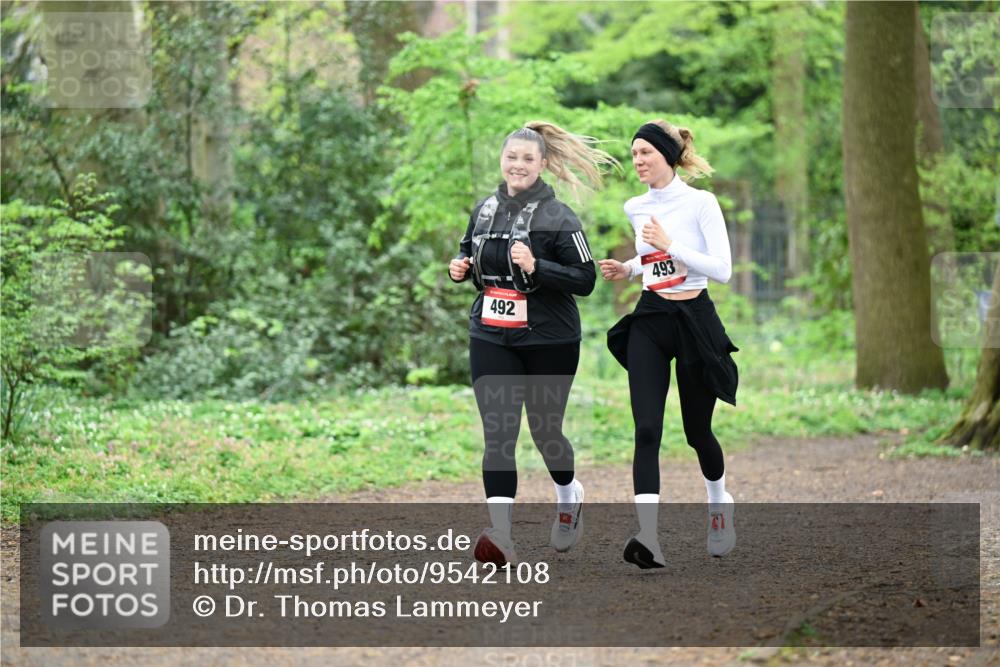 19.04.2026 - Hammer Lauf Dr. Thomas Lammeyer http://msf.ph/oto/9542108 19.04.2026 10:50:34 Laufen 492, 493 meine-sportfotos.de