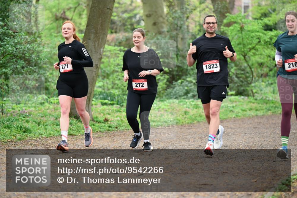 19.04.2026 - Hammer Lauf Dr. Thomas Lammeyer http://msf.ph/oto/9542266 19.04.2026 10:51:29 Laufen 271, 272, 1823, 210 meine-sportfotos.de