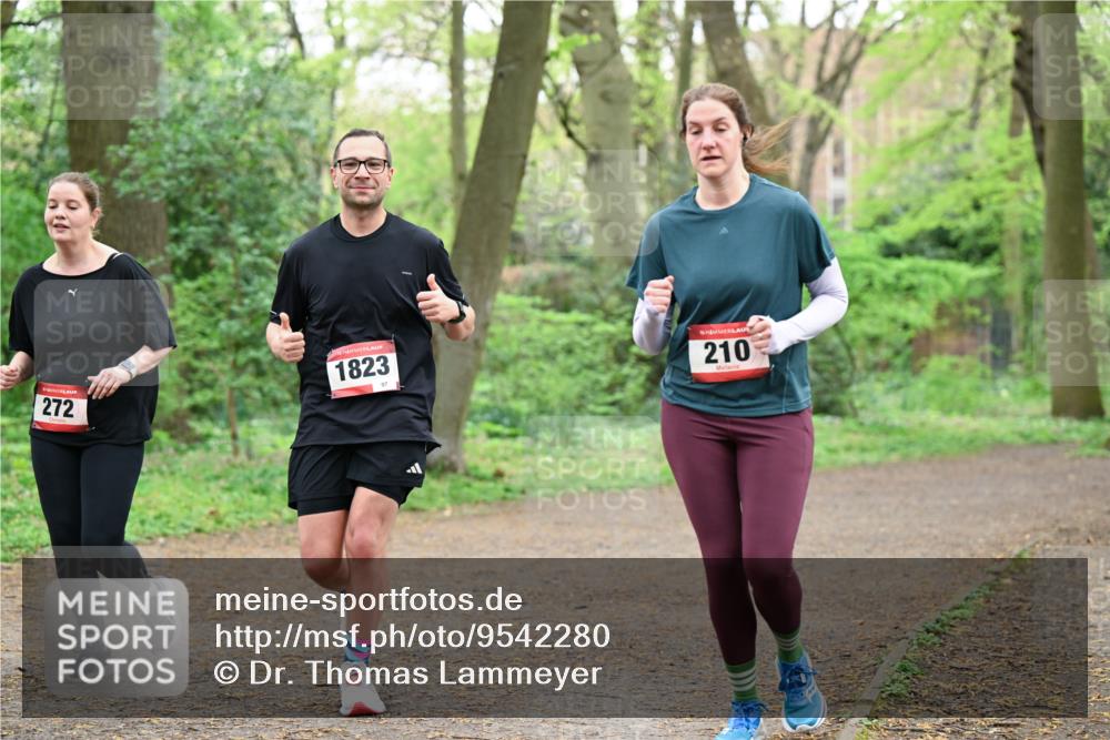 19.04.2026 - Hammer Lauf Dr. Thomas Lammeyer http://msf.ph/oto/9542280 19.04.2026 10:51:32 Laufen 272, 1823, 210 meine-sportfotos.de