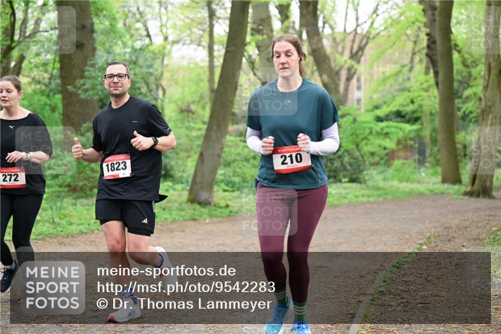 19.04.2026 - Hammer Lauf Dr. Thomas Lammeyer http://msf.ph/oto/9542283 19.04.2026 10:51:32 Laufen 272, 1823, 210 meine-sportfotos.de