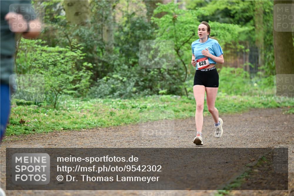 19.04.2026 - Hammer Lauf Dr. Thomas Lammeyer http://msf.ph/oto/9542302 19.04.2026 10:51:52 Laufen 628 meine-sportfotos.de