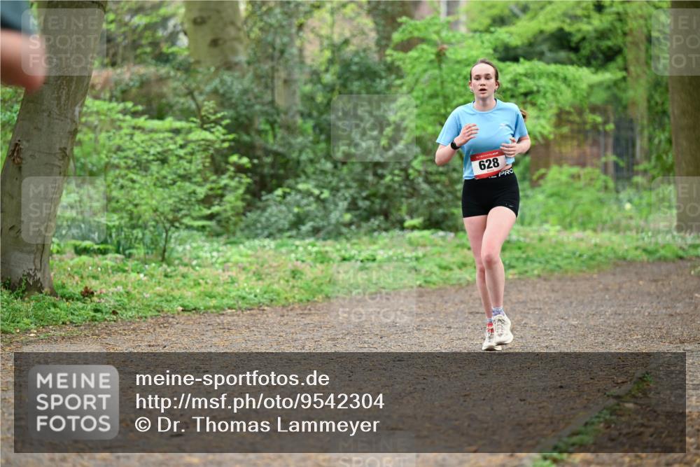 19.04.2026 - Hammer Lauf Dr. Thomas Lammeyer http://msf.ph/oto/9542304 19.04.2026 10:51:53 Laufen 628 meine-sportfotos.de