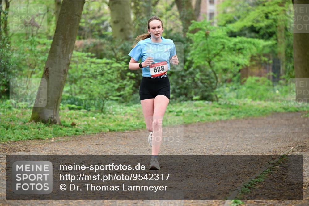 19.04.2026 - Hammer Lauf Dr. Thomas Lammeyer http://msf.ph/oto/9542317 19.04.2026 10:51:54 Laufen 628 meine-sportfotos.de