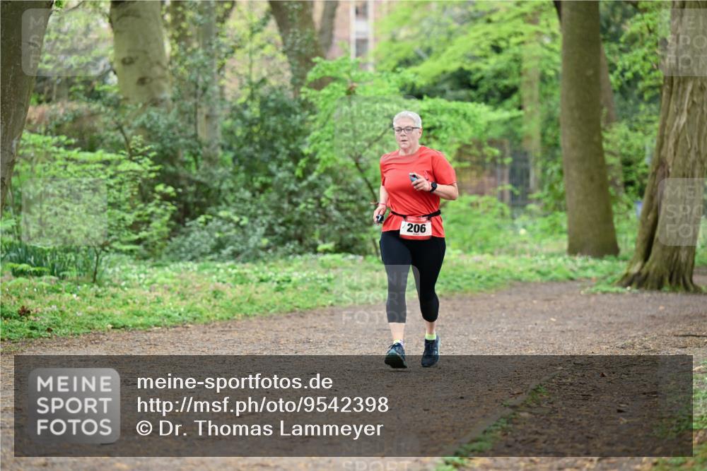 19.04.2026 - Hammer Lauf Dr. Thomas Lammeyer http://msf.ph/oto/9542398 19.04.2026 10:52:40 Laufen 206 meine-sportfotos.de