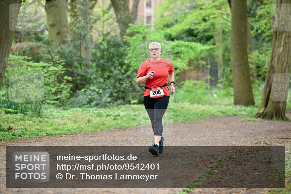19.04.2026 - Hammer Lauf Dr. Thomas Lammeyer http://msf.ph/oto/9542401 19.04.2026 10:52:40 Laufen 206 meine-sportfotos.de