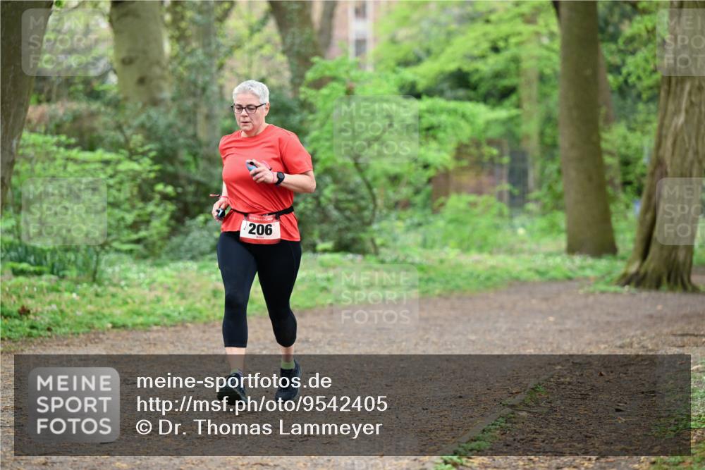 19.04.2026 - Hammer Lauf Dr. Thomas Lammeyer http://msf.ph/oto/9542405 19.04.2026 10:52:41 Laufen 206 meine-sportfotos.de