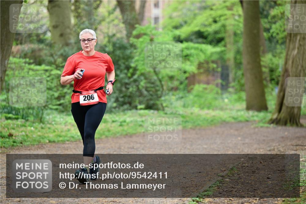 19.04.2026 - Hammer Lauf Dr. Thomas Lammeyer http://msf.ph/oto/9542411 19.04.2026 10:52:42 Laufen 206 meine-sportfotos.de