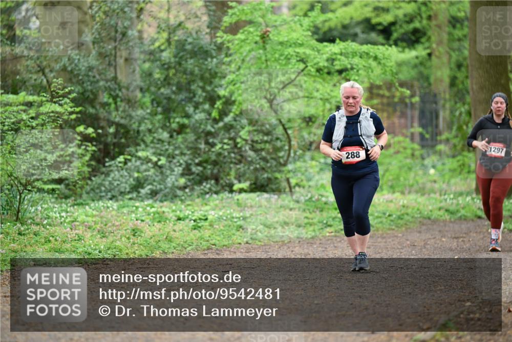 19.04.2026 - Hammer Lauf Dr. Thomas Lammeyer http://msf.ph/oto/9542481 19.04.2026 10:53:24 Laufen 288, 1297 meine-sportfotos.de
