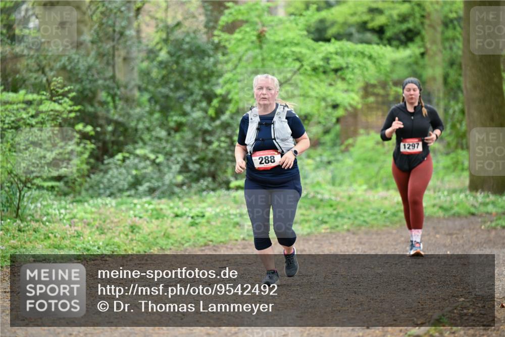 19.04.2026 - Hammer Lauf Dr. Thomas Lammeyer http://msf.ph/oto/9542492 19.04.2026 10:53:25 Laufen 288, 1297 meine-sportfotos.de