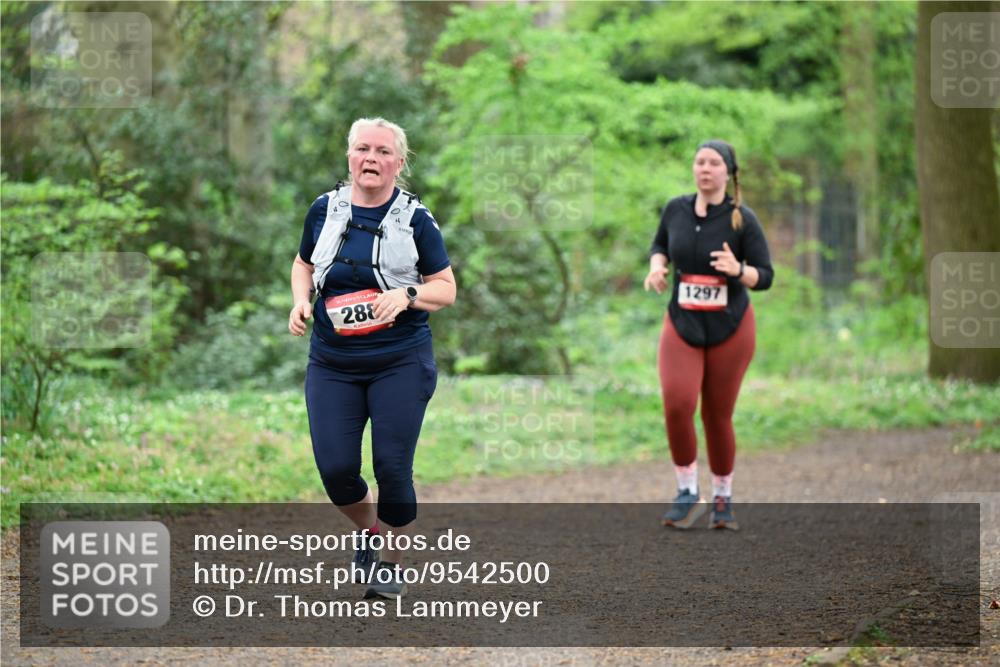 19.04.2026 - Hammer Lauf Dr. Thomas Lammeyer http://msf.ph/oto/9542500 19.04.2026 10:53:26 Laufen 288, 1297 meine-sportfotos.de