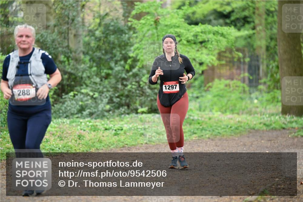 19.04.2026 - Hammer Lauf Dr. Thomas Lammeyer http://msf.ph/oto/9542506 19.04.2026 10:53:28 Laufen 288, 1297 meine-sportfotos.de