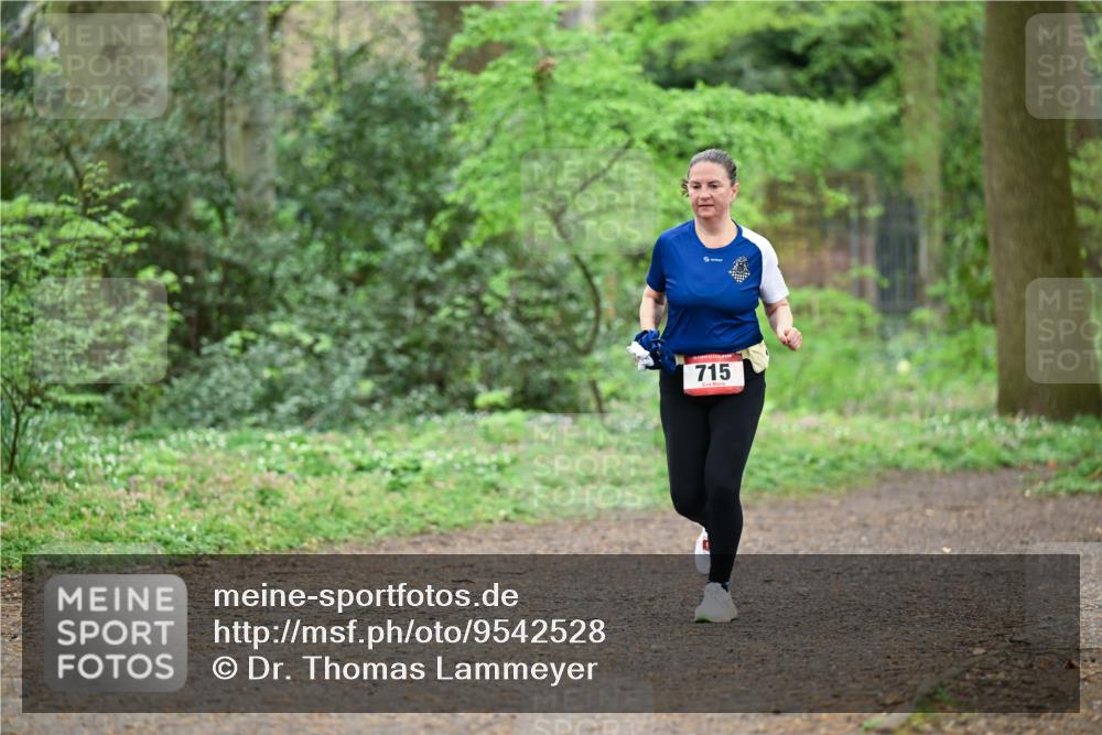 19.04.2026 - Hammer Lauf Dr. Thomas Lammeyer http://msf.ph/oto/9542528 19.04.2026 10:53:37 Laufen 715 meine-sportfotos.de