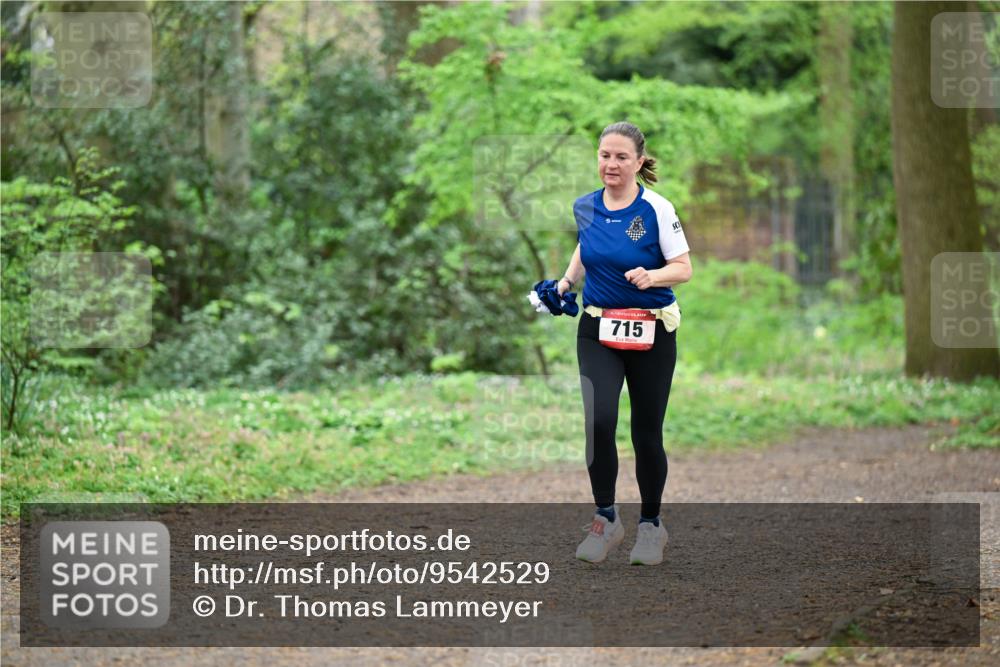 19.04.2026 - Hammer Lauf Dr. Thomas Lammeyer http://msf.ph/oto/9542529 19.04.2026 10:53:37 Laufen 715 meine-sportfotos.de