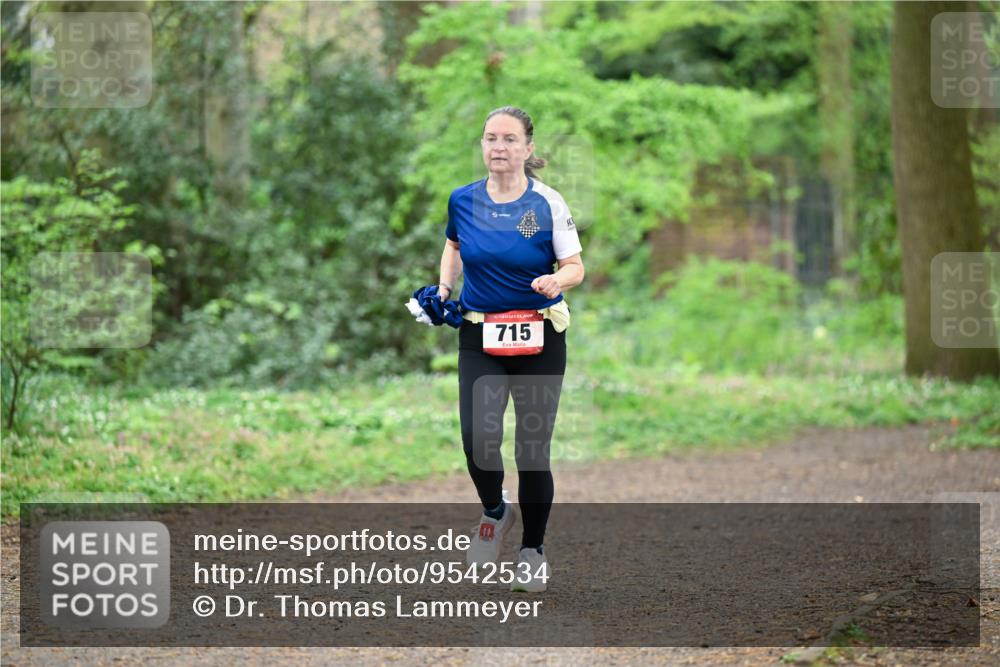 19.04.2026 - Hammer Lauf Dr. Thomas Lammeyer http://msf.ph/oto/9542534 19.04.2026 10:53:38 Laufen 715 meine-sportfotos.de