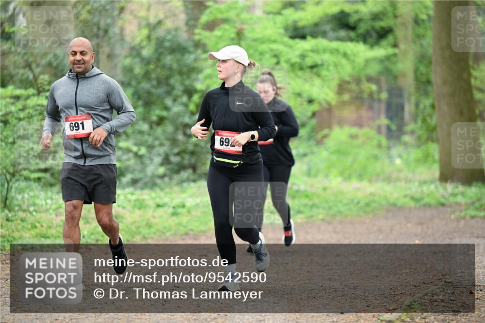 19.04.2026 - Hammer Lauf Dr. Thomas Lammeyer http://msf.ph/oto/9542590 19.04.2026 10:54:22 Laufen 691, 692 meine-sportfotos.de