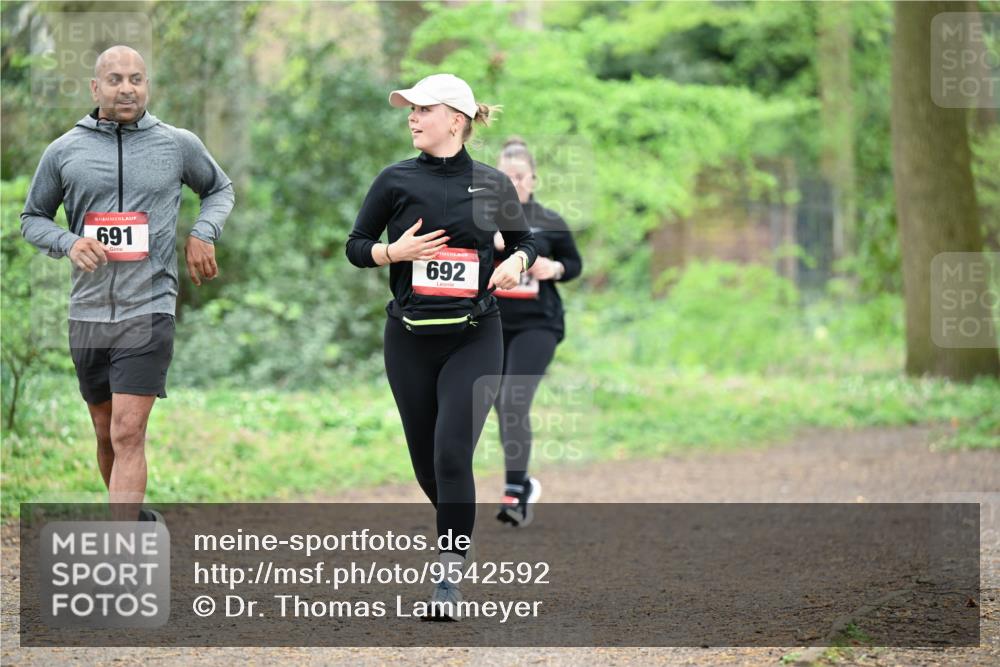 19.04.2026 - Hammer Lauf Dr. Thomas Lammeyer http://msf.ph/oto/9542592 19.04.2026 10:54:22 Laufen 691, 692 meine-sportfotos.de