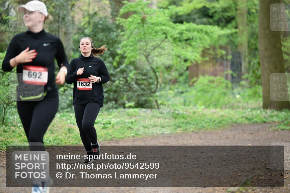19.04.2026 - Hammer Lauf Dr. Thomas Lammeyer http://msf.ph/oto/9542599 19.04.2026 10:54:24 Laufen 692, 1632 meine-sportfotos.de