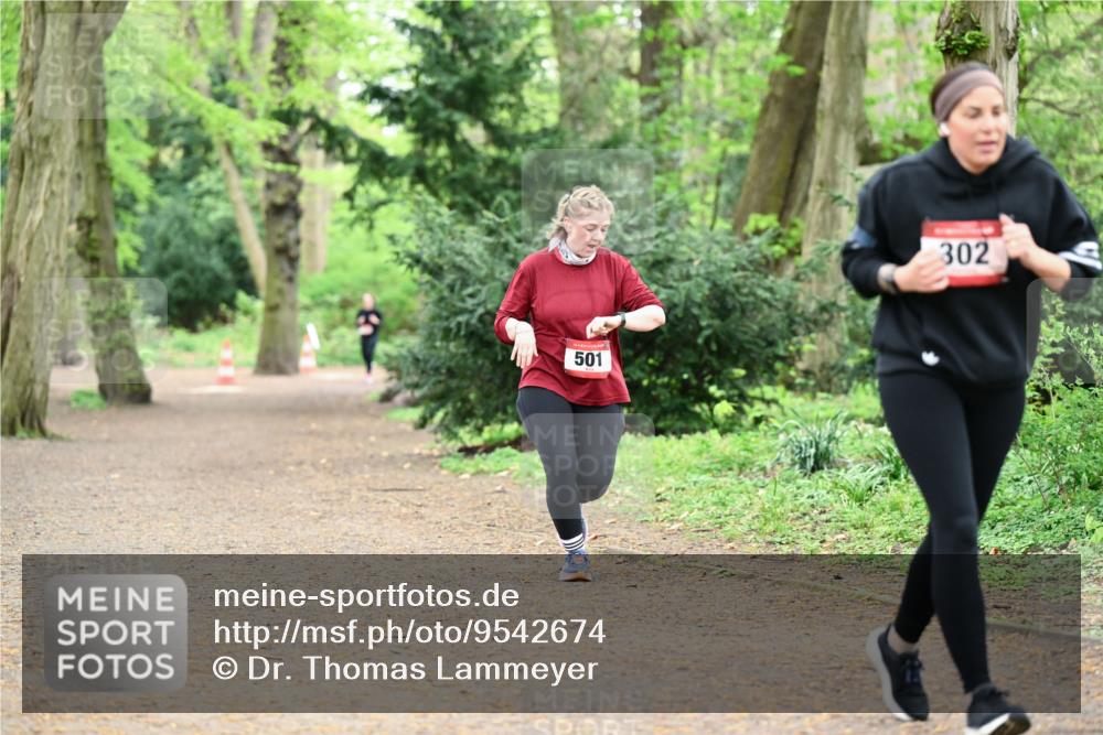 19.04.2026 - Hammer Lauf Dr. Thomas Lammeyer http://msf.ph/oto/9542674 19.04.2026 10:57:42 Laufen 501, 302 meine-sportfotos.de