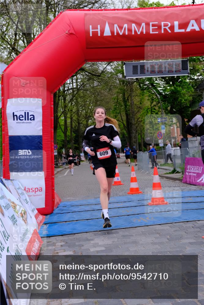 19.04.2026 - Hammer Lauf Tim E. http://msf.ph/oto/9542710 19.04.2026 12:01:01 Ziel 307, 420, 514, 601, 609, 1236, 1928 meine-sportfotos.de