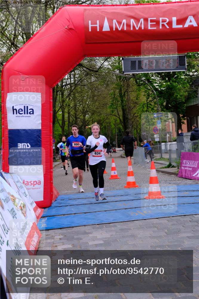 19.04.2026 - Hammer Lauf Tim E. http://msf.ph/oto/9542770 19.04.2026 12:01:29 Ziel 9, 10, 174, 421, 604, 634, 860 meine-sportfotos.de