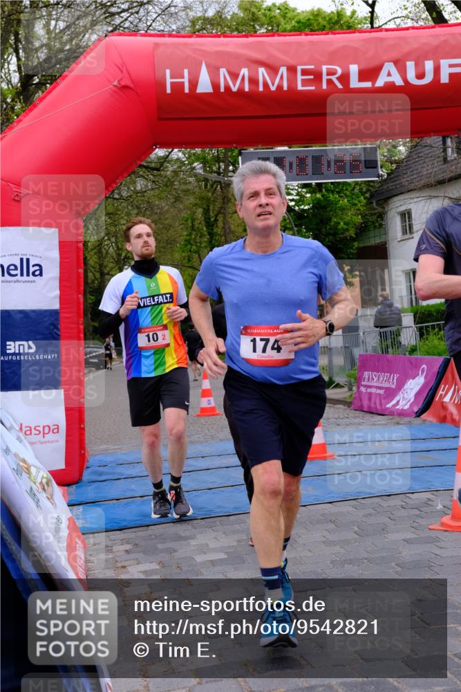 19.04.2026 - Hammer Lauf Tim E. http://msf.ph/oto/9542821 19.04.2026 12:01:33 Ziel 9, 10, 174, 604, 634, 860 meine-sportfotos.de