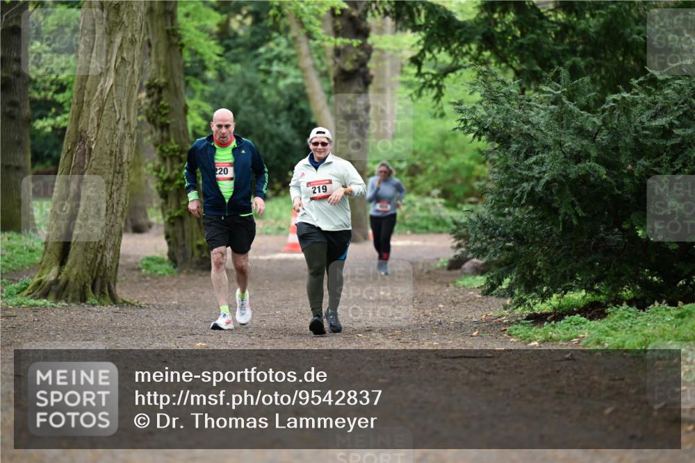19.04.2026 - Hammer Lauf Dr. Thomas Lammeyer http://msf.ph/oto/9542837 19.04.2026 11:00:20 Laufen 220, 219 meine-sportfotos.de