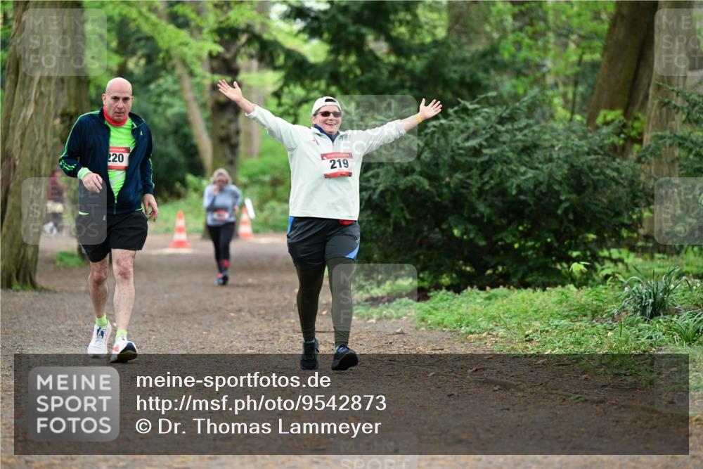 19.04.2026 - Hammer Lauf Dr. Thomas Lammeyer http://msf.ph/oto/9542873 19.04.2026 11:00:25 Laufen 220, 219 meine-sportfotos.de