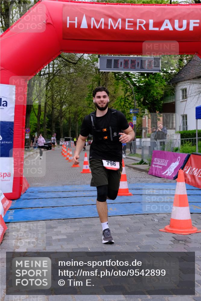 19.04.2026 - Hammer Lauf Tim E. http://msf.ph/oto/9542899 19.04.2026 12:02:18 Ziel 157, 537, 680, 690, 796 meine-sportfotos.de