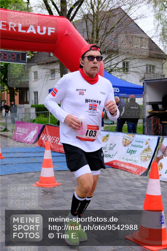 19.04.2026 - Hammer Lauf Tim E. http://msf.ph/oto/9542988 19.04.2026 12:03:29 Ziel 141, 202, 388, 450, 482, 663, 773, 864, 1103, 1296 meine-sportfotos.de
