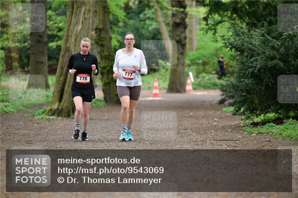 19.04.2026 - Hammer Lauf Dr. Thomas Lammeyer http://msf.ph/oto/9543069 19.04.2026 11:01:59 Laufen 777, 778 meine-sportfotos.de